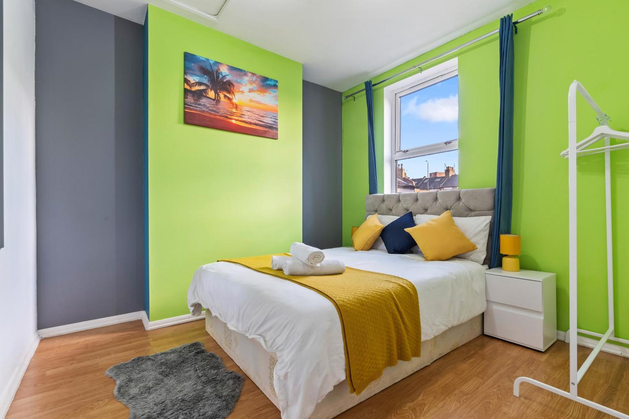 Comfy 4br House Close To Subway Сasa de vacaciones