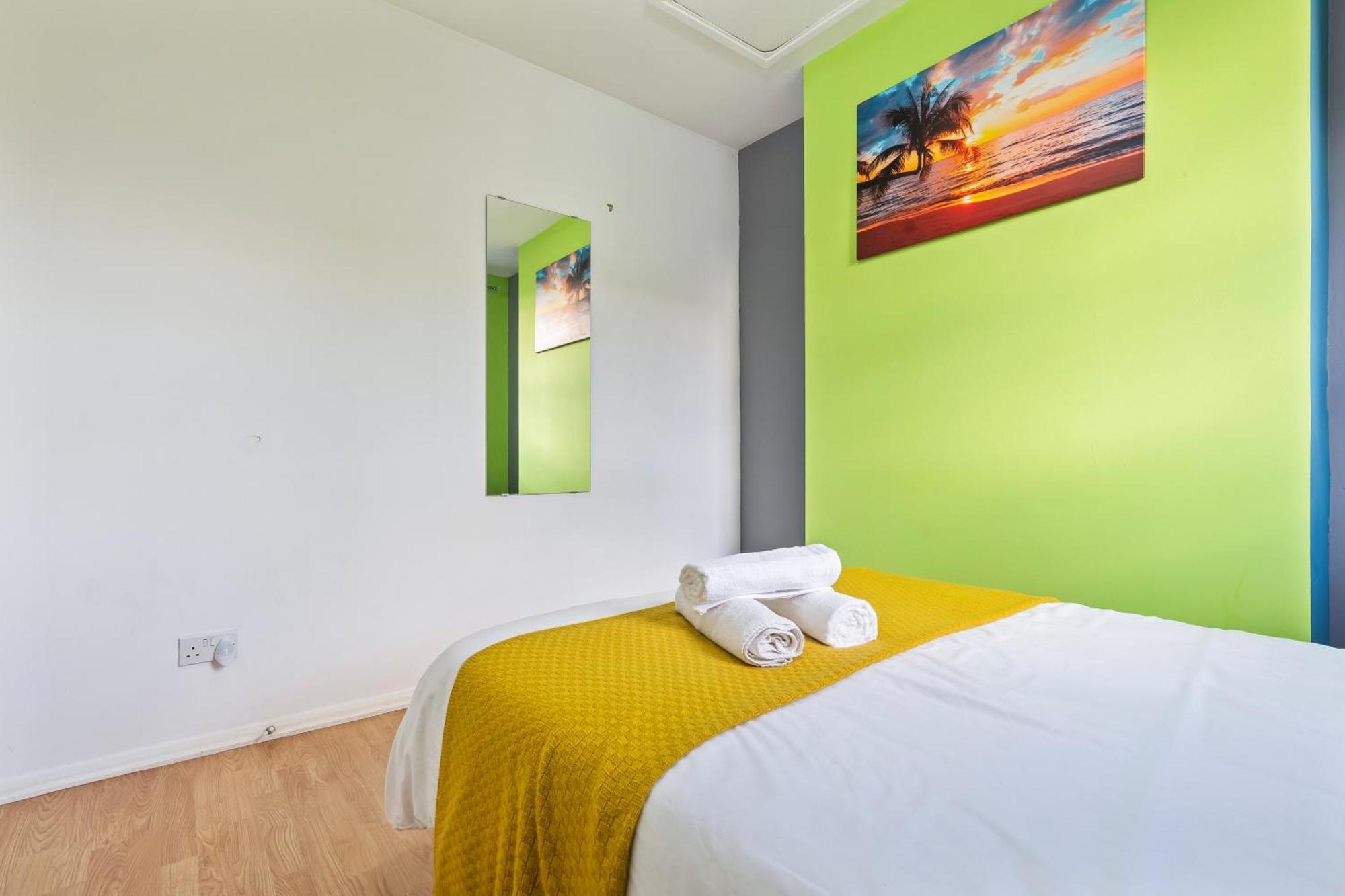 Comfy 4br House Close To Subway Сasa de vacaciones *